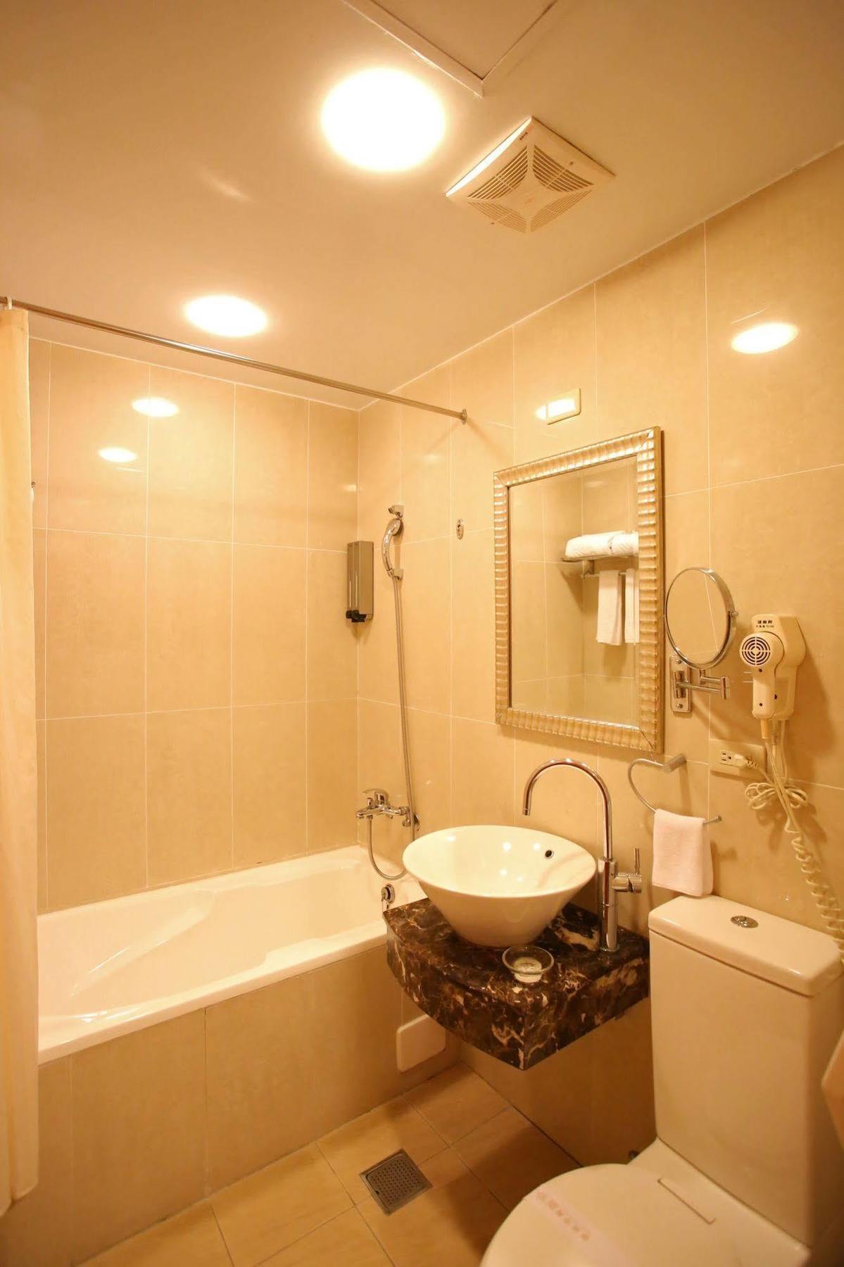 טאיפיי Elegance Hotel מראה חיצוני תמונה
